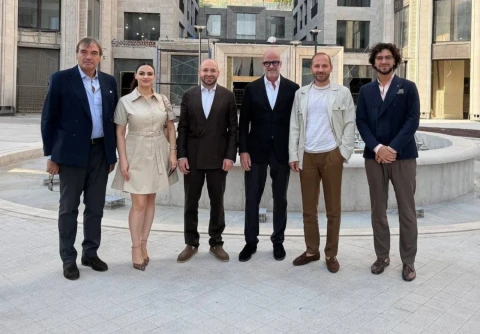 Երևանի փողոցներում նկատել են «Cipriani» կայսրության ղեկավարին «Ռենշինի» տնօրեն Էդուարդ Մարությանի հետ. նոր նախագի՞ծ է հասունանում