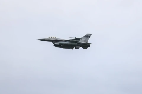 F-16 կործանիչը որսացել է օդանավ Մերիլենդի երկնքում, մինչ Թրամփը գտնվում էր Քեմփ Դևիդում