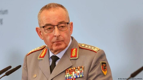 Глава Бундесвера Бройер претендует на пост председателя Военного комитета НАТО