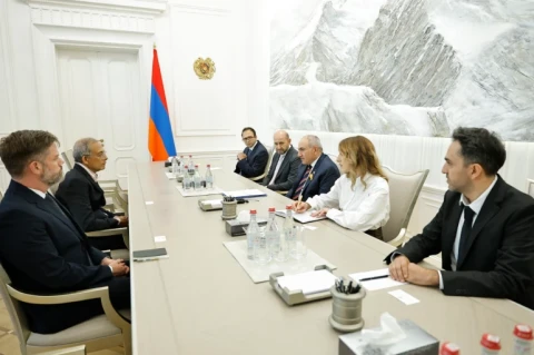 Փաշինյանն ընդունել է տնտեսագիտության Նոբելյան մրցանակակիր Աբհիջիթ Բաներջիին. քննարկել են հետագա համագործակցության հարցը