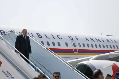 Пашинян отправился в Нью-Йорк (видео)