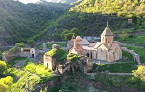 Բաքուն հիմա էլ Դադիվանքից մշակութային արժեքներ «գողանալու» մեջ է մեղադրում հայկական կողմին
