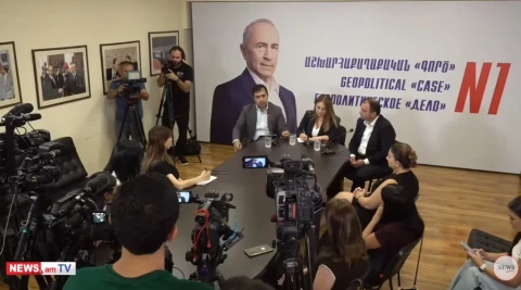 Адвокат Роберта Кочаряна: Пашиняну не дают покоя туфли супруги президента Филиппин