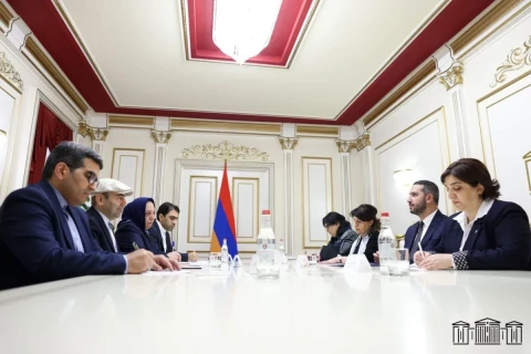 Ռուբինյանը և Իրանի դեսպանը քննարկել են երկկողմ հարաբերությունների զարգացմանն առնչվող հարցեր