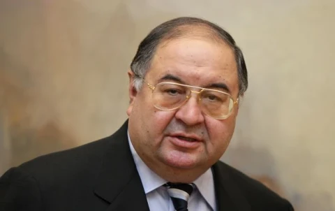 РБК-Украина: Азербайджан и Турция поддерживали снятие санкций ЕС с российского миллиардера Усманова