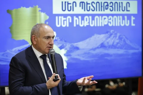 Փաշինյանը Համահայկական ուսանողական ասոցիացիայի անդամներին ներկայացրել է Իրական Հայաստանի գաղափարախոսությունը (ֆոտո)