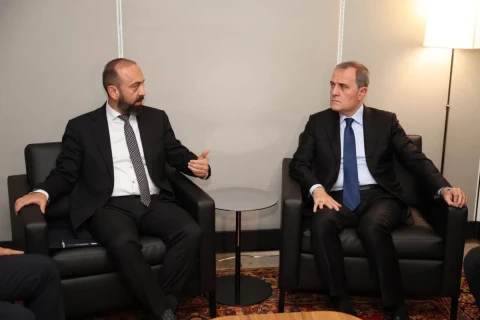 Նյու Յորքում կայացել է Արարատ Միրզոյանի և Ջեյհուն Բայրամովի հանդիպումը (ֆոտո)
