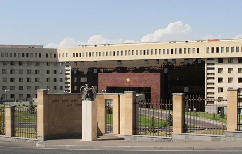 «Հրապարակ»․ «Իշխանությունները փորձում են փակել անհետ կորածների ծնողների բերանները»