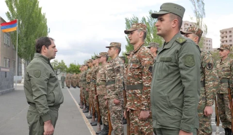«Հրապարակ»․ Խնդիր է դրվել ամեն գնով ավելացնել «Պաշտպան հայրենյաց» ծրագրի շահառուների թիվը