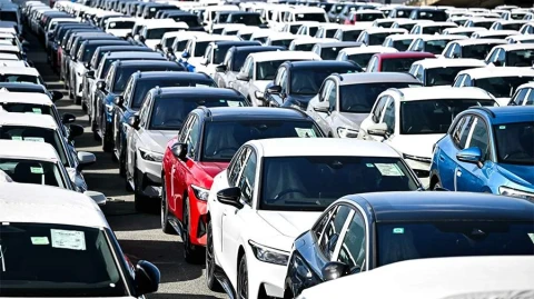 The Nation. Toyota-ը և Honda-ն դադարեցրել են իրենց գործարանների աշխատանքը Թաիլանդում ջրհեղեղի պատճառով