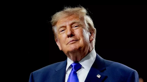 Трамп изобразил проблемы Байдена при общении с журналистами