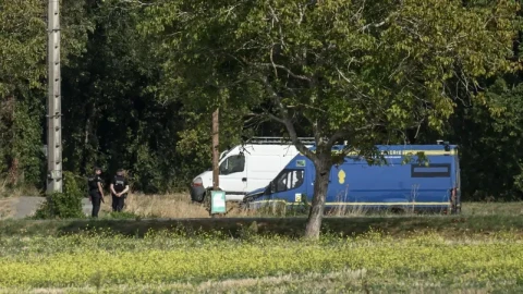 Во Франции в фургоне с нелегальными мигрантами застрелили 47-летнего мужчину