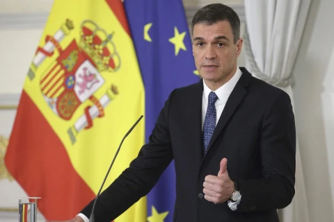 Премьер Испании распустил парламент из-за «худшей оппозиции в истории»
