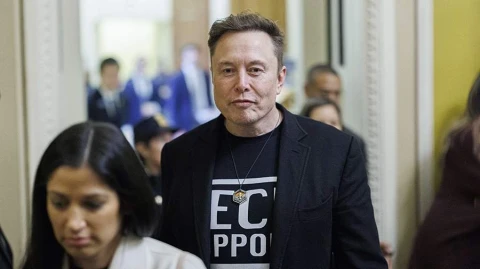 Маск объявил о переименовании SpaceXAI после указа Трампа