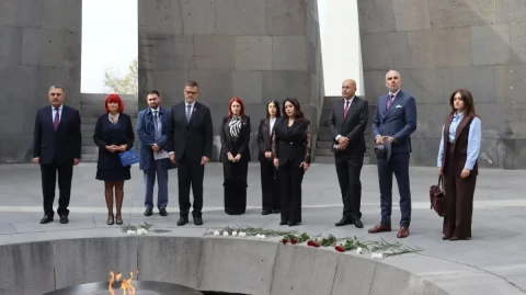 Չեխիայի խորհրդարանի պատվիրակությունը այցելել է Հայոց ցեղասպանության հուշահամալիր