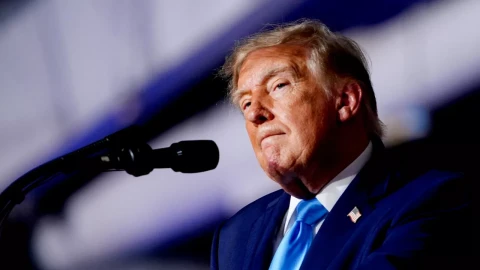 Трамп заявил, что США грозит банкротство, если на выборах победят демократы