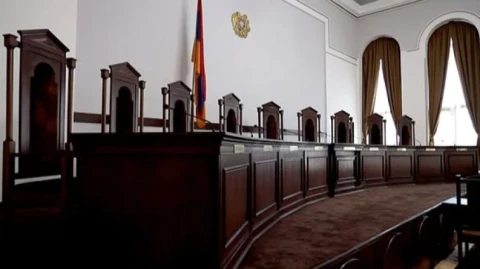 ՍԴ նախագահի թեկնածուները Էդգար Շաթիրյանն ու Վլադիմիր Վարդանյանն են. ընտրության արդեն 4-րդ ժամն է լրացել