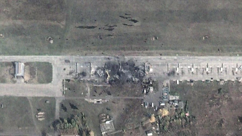 Украина заявила об уничтожении 6 бомбардировщиков Су-34 на аэродроме в Воронежской области