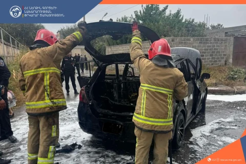 «Արտաշատ» բժշկական կենտրոնի մոտ պայթել է «Nissan»-ի գազի բալոնը. Կան վիրավորներ