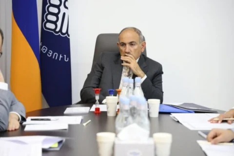 «Իրավունք». «Մի «պրապուսկատ», սաղ թիմն ա պատասխան տալու». Փաշինյանը զգուշացրել է