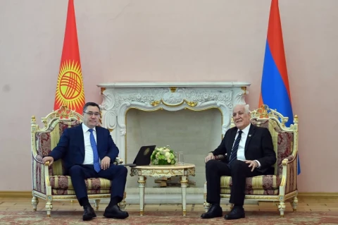 «Այցը ինչ-որ առումով պատմական է». ՀՀ և Ղրղզստանի նախագահները քննարկել են երկկողմ առևտրատնտեսական կապերը