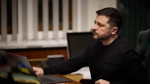Зеленский заявил, что будет баллотироваться на второй срок, если выборы в Украине состоятся до окончания войны
