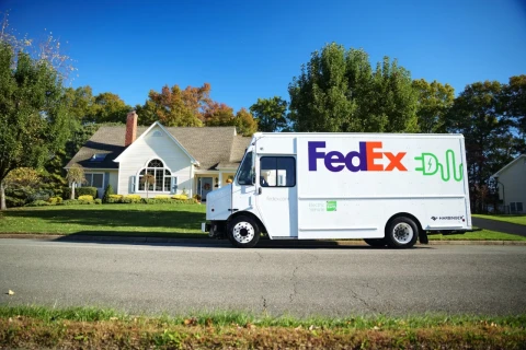 Կալիֆոռնիայում FedEx-ի բեռնատարից 963 հազար դոլարի՝ Pokémon-ի և սպորտային աստղերի կոլեկցիոն քարտեր են գողացել