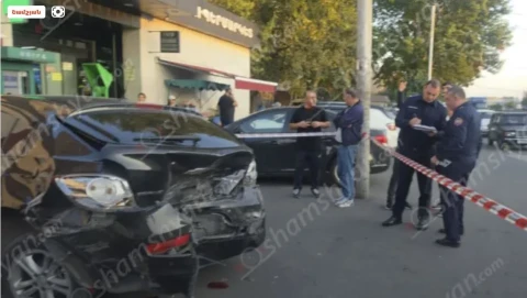 Առնո Բաբաջանյան փողոցում «Toyota Prius»-ի վարորդը 9 ավտոմեքենաների ջարդի ու վրաերթի հեղինակ է դարձել. վրաերթի ենթարկվածի վիճակը ծայրահեղ ծանր է
