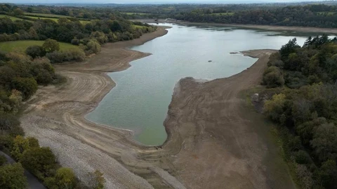 The Times: запасы воды в английских водохранилищах могут полностью иссякнуть