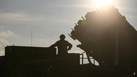 Пентагон готовит военные базы к автономной работе в течение 90 дней на случай войны