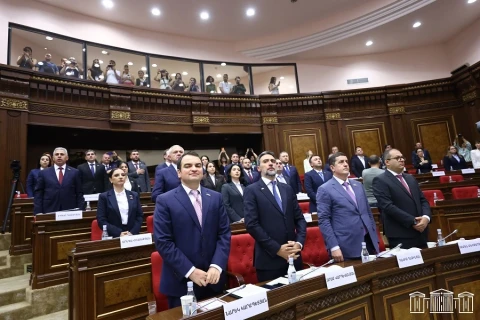 «Իրավունք». Նվաստացման մաստեր կլասներ. Ինչ է սպասվում առաջիկա ԱԺ նիստերին