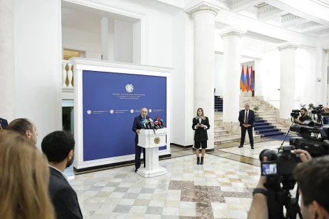 Пашинян вновь прокомментировал драку в парламенте: «Отныне будет так»