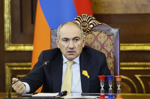 Փաշինյանի մոտ քննարկվել են պետական կառավարման գործընթացում երիտասարդների ներգրավմանը վերաբերող հարցեր