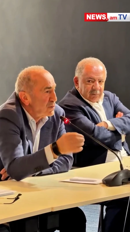 Ռոբերտ Քոչարյանը հանդիպել է մտավորականների հետ