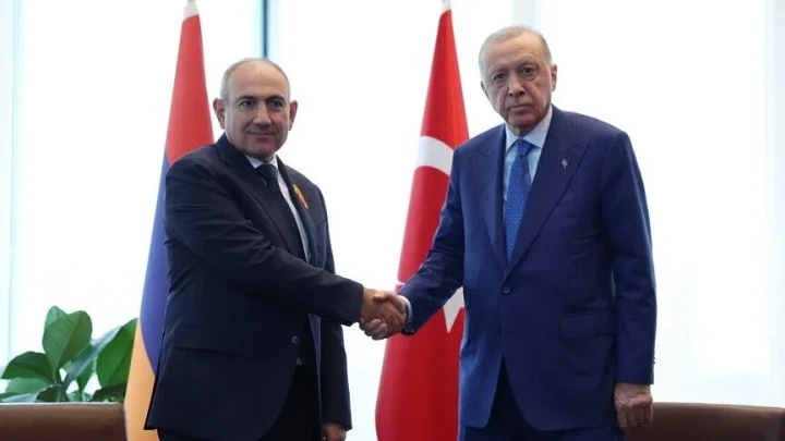 Erdogan invites Armenia’s Pashinyan to COP 31 World Leaders' Summit in Turkey