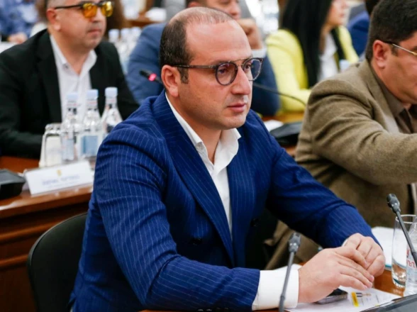 Վարորդներ ջան, մի տրվեք ապօրինի հրամաններին և մի վիրավորեք չվճարող քաղաքացիներին. Գևորգ Ստեփանյան (վիդեո)
