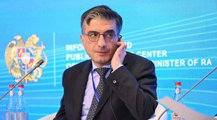Ադրբեջանցի փորձագետը Երևանում իր երկիրն անվանել է «միջին տերություն»