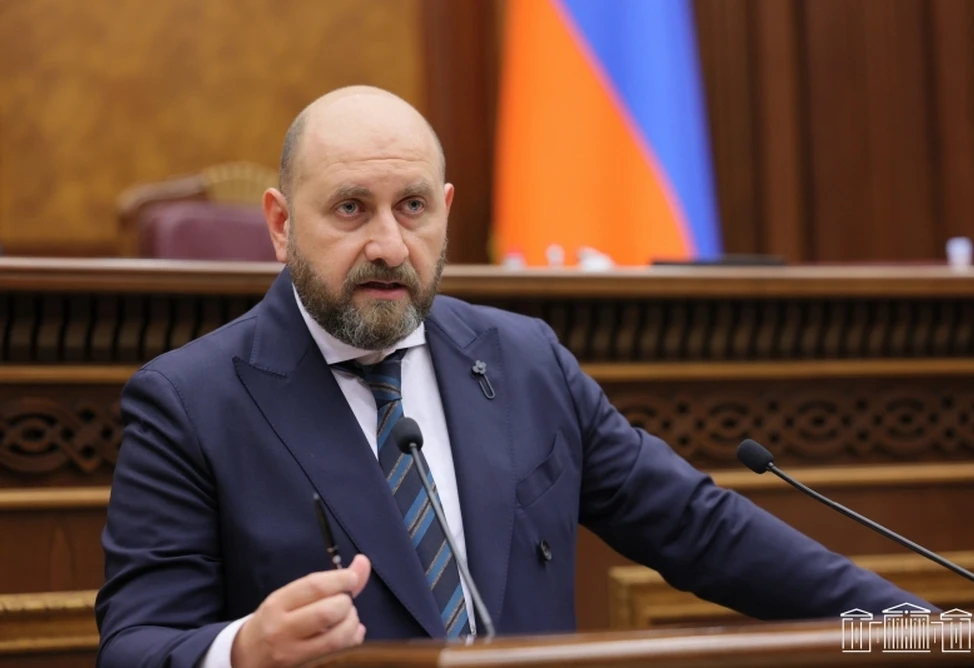Парламент Армении вновь избрал Мартына Галстяна председателем Центрального банка
