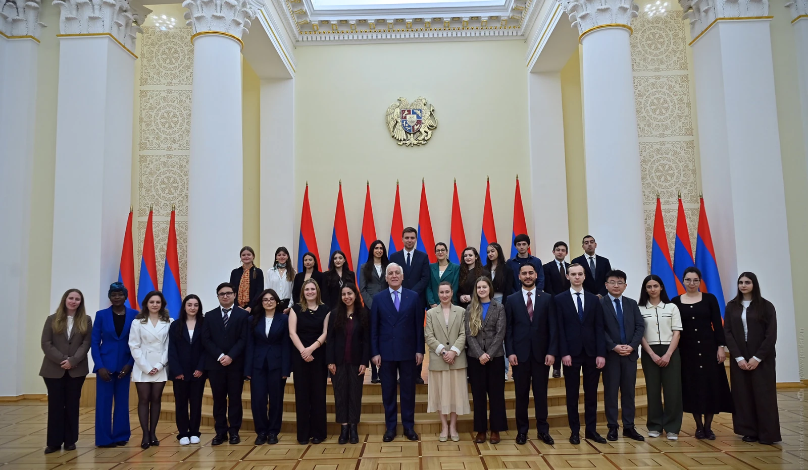 Վահագն Խաչատուրյանը հյուրընկալել է «Երևանյան երկխոսություն. երիտասարդ առաջնորդներ 2026» ծրագրի մասնակիցներին