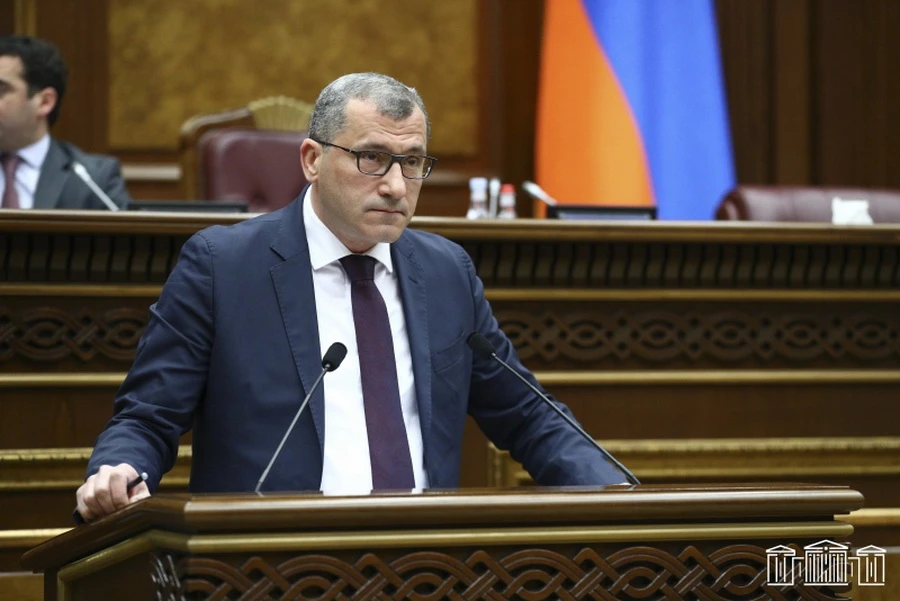 «Ժողովուրդ». 53 մլն դրամ պարտավորություն և 55 մլն դրամ ավանդ․ ի՞նչ ունեցվածք ունի ՊՆ փոխնախարար Կարեն Բրուտյանը