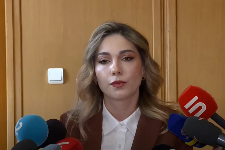 «Грапарак»: Текст новой Конституции Армении никто не видел - Пашинян сказал, сейчас не время