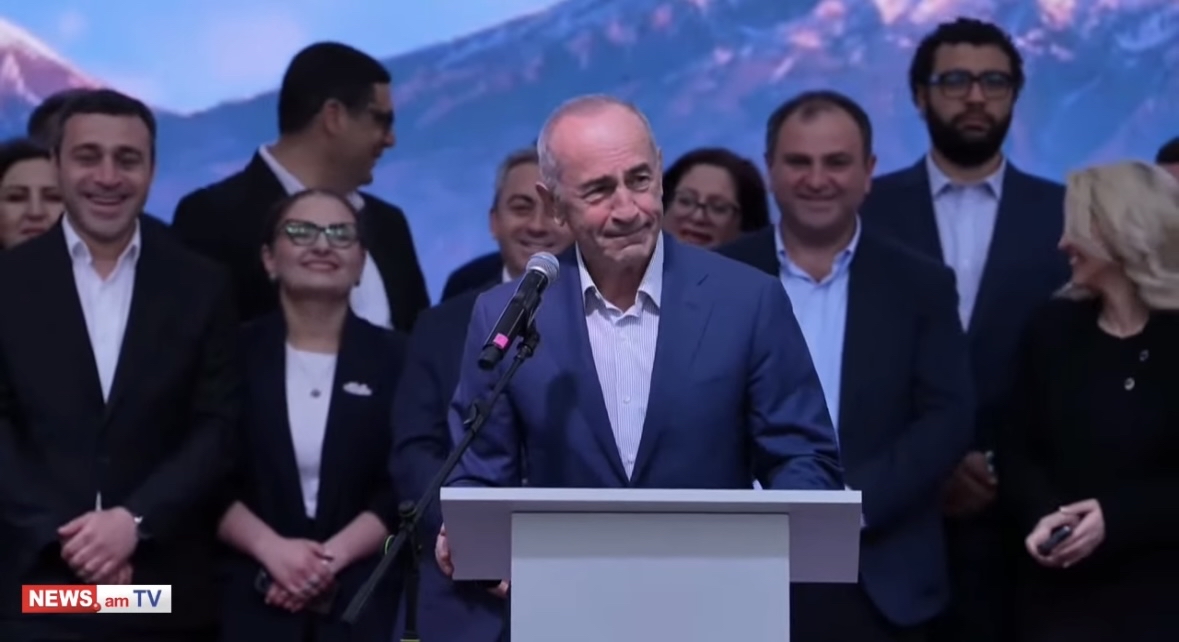 Էջմիածնում ավարտվեց «Հայաստան» դաշինքի նախընտրական քարոզարշավի առաջին օրը