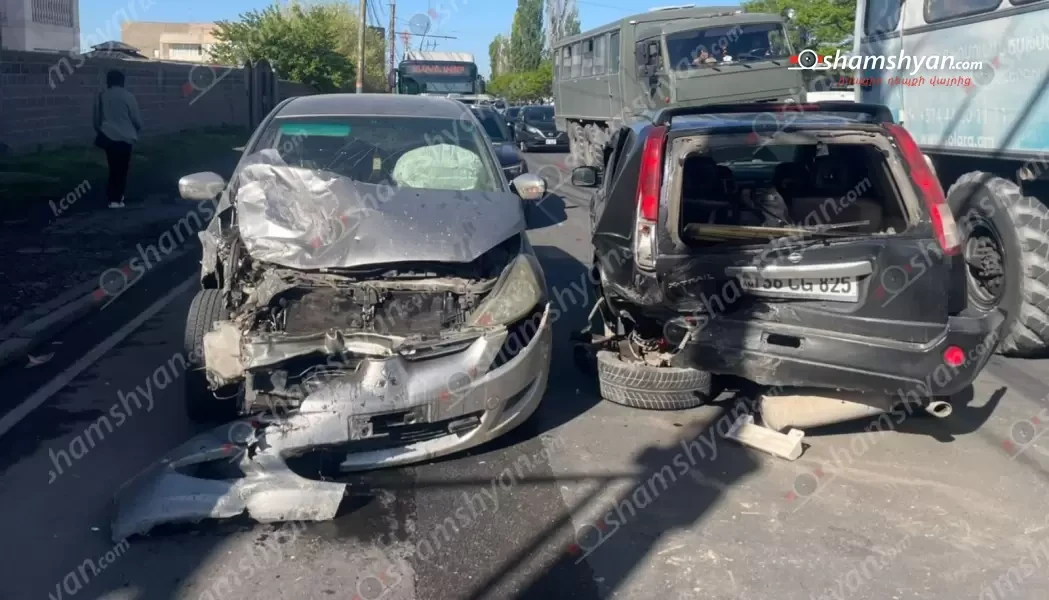Երևանի Թևոսյան փողոցում բախվել են պայմանագրային զինծառայողի «Nissan X-Trail»-ը և «Mitsubishi Grandis»-ը․ կա վիրավոր