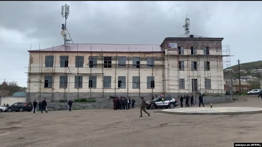 В преддверии визита Пашиняна в Мецаване проводятся обыски