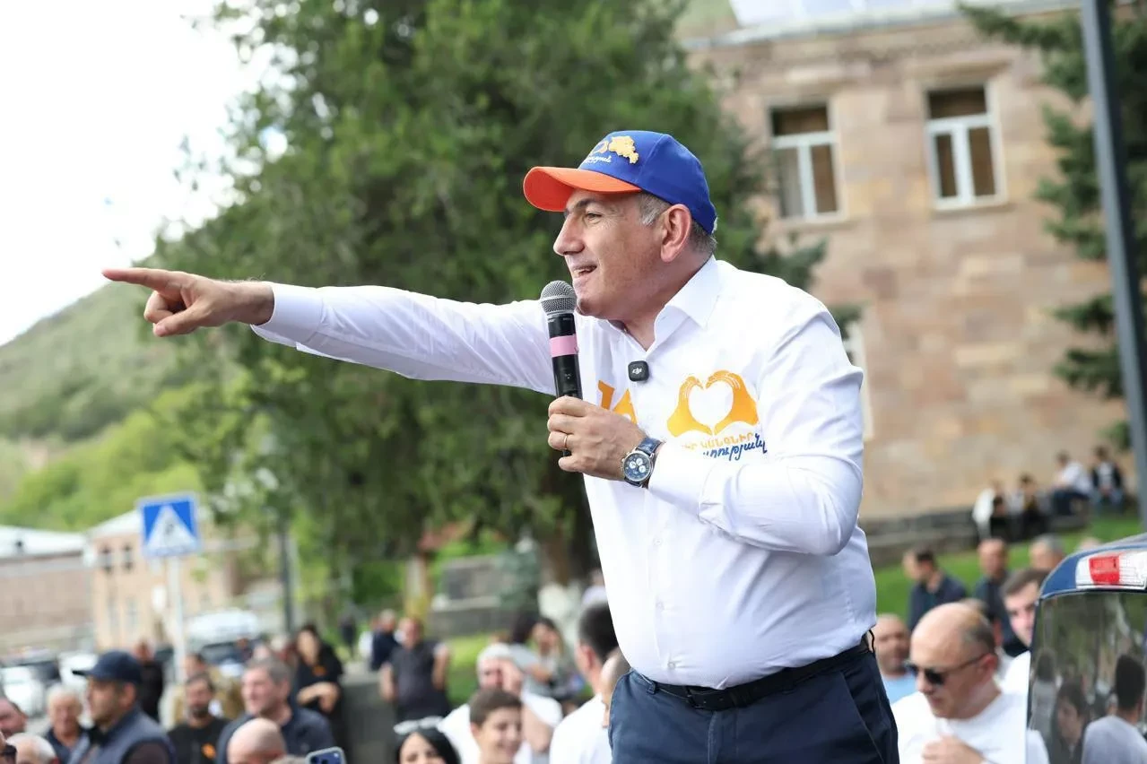 «Կզցնելու եմ». ԿԸՀ–ն Փաշինյանի՝ հակառակորդների հասցեին ուղղված սպառնալիքներում քրեական տարրեր չի հայտնաբերել