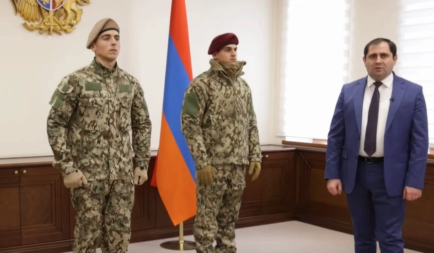 «Հրապարակ»․ Շքերթի համար նոր համազգեստ են բերել