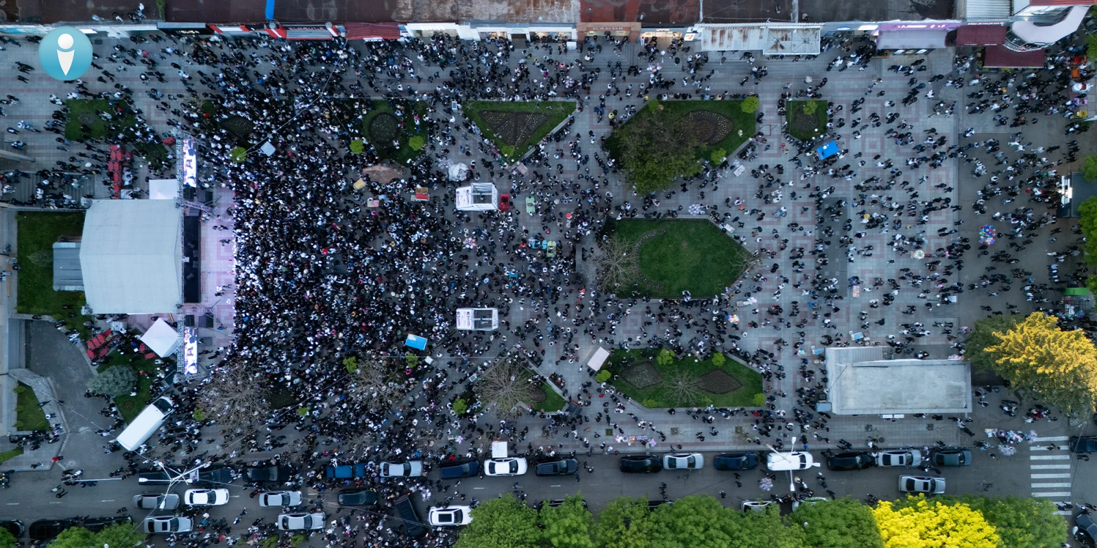 Twice as many citizens attend Strong Armenia bloc's parliamentary election campaign rally in Vanadzor than ruling party's public meeting