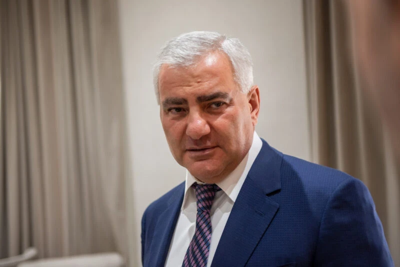 Դատարանը վերադարձրեց Սամվել Կարապետյանի ՀՀ անձնագիրը՝ ընտրություններին մասնակցելու համար