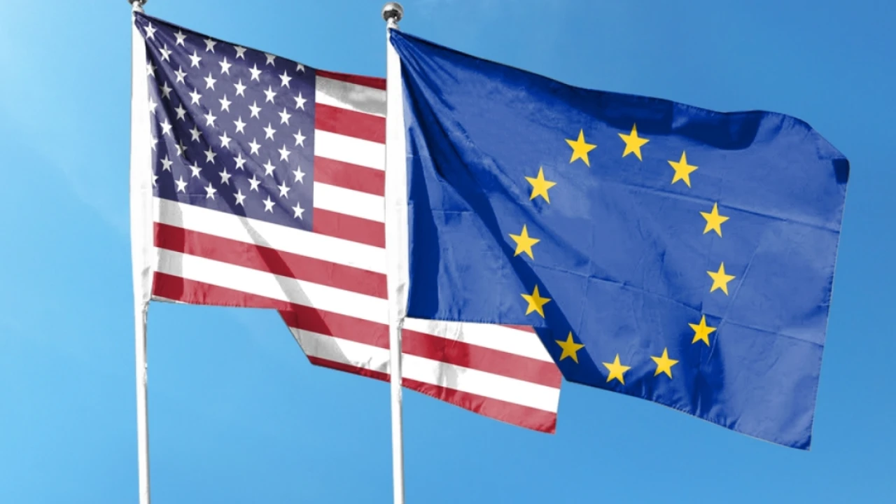 Опрос: Только 11% европейцев считают США надёжным союзником