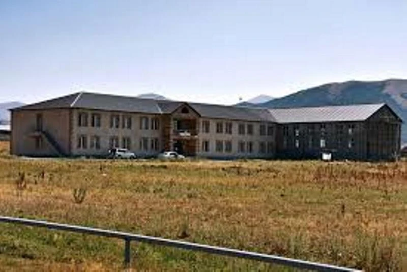 «Ժողովուրդ». «Բողոքական» եկեղեցական կազմակերպությունը հովանավորում է Վարդենիսում դպրոցի կառուցումը